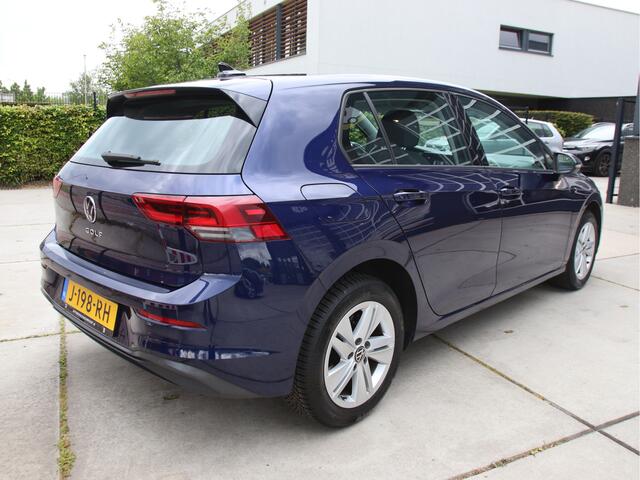 Volkswagen GOLF 1.0 TSI Life Digital Cockpit, FULL LED, ACC, PDC SALE!!