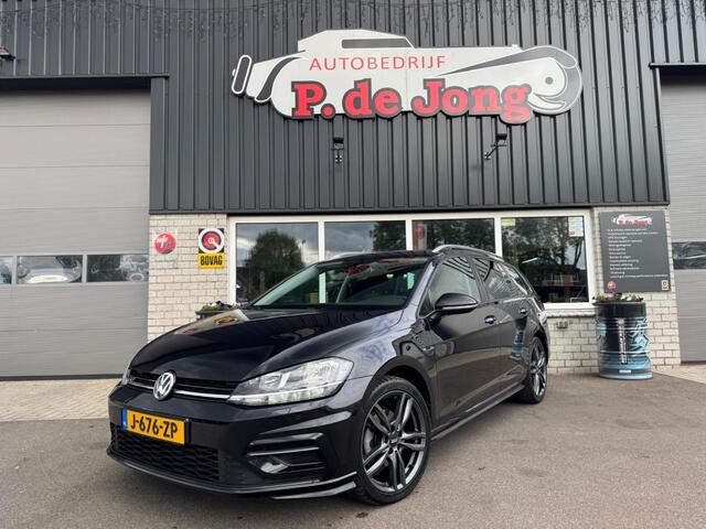 Volkswagen GOLF 1.5 TSI R-line Trekhaak Camera Massage Carplay Mooi uitgevoerd!