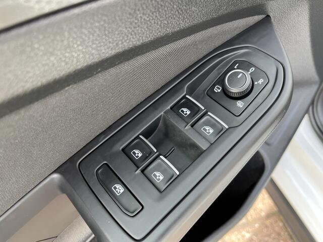 Volkswagen GOLF 2.0 TSI GTI / AUTOMAAT/ 245 PK/ PANO/ CAMERA/ PARK. SENSOREN/ IQ. LIGHT/ VIRTUAL COCKPIT/ STOELVERWARM./ ADAPT. CRUISE/ NAVI/ CLIMA/ 18" LMV