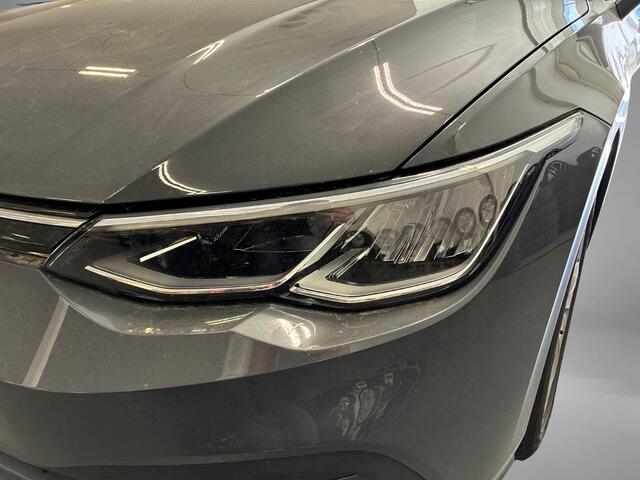 Volkswagen GOLF 1.0 eTSI 110pk DSG Life · Camera · Apple/Android Car Play · ACC · Sfeerverlichting · Navigatie · Draadloze Telefoonlader · Garantie t/m 06-02-2028 of 100.000km