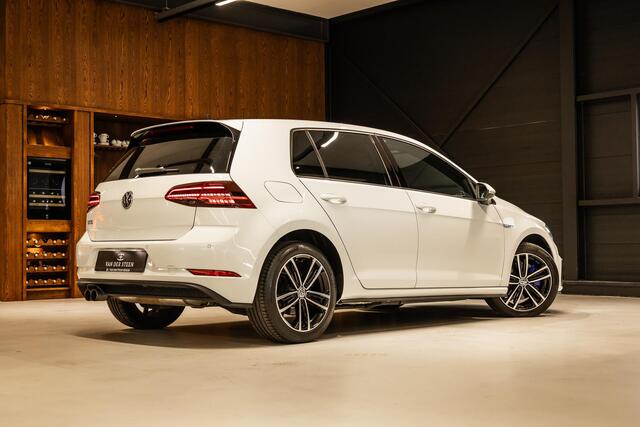 Volkswagen GOLF 1.4 TSI PHEV GTE Virtueel Cockpit | Trekhaak | Apple Carplay