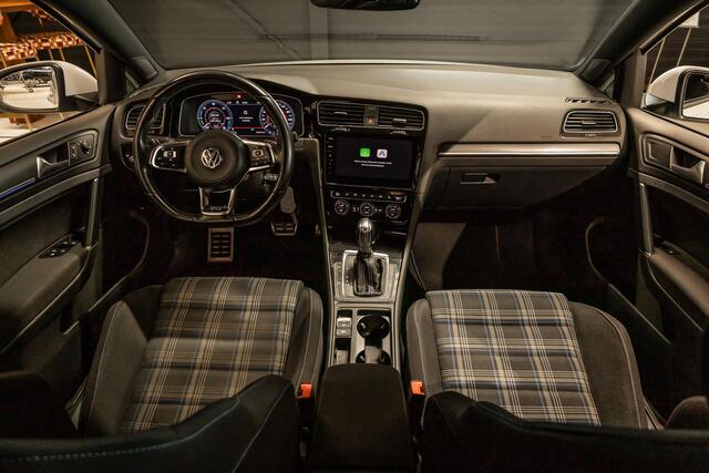 Volkswagen GOLF 1.4 TSI PHEV GTE Virtueel Cockpit | Trekhaak | Apple Carplay