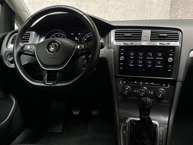 Volkswagen GOLF 1.0 TSI Sportline (APPLE CARPLAY, CLIMATE, GETINT GLAS, SPORTSTOELEN, LM VELGEN, CRUISE, NIEUWE APK, NIEUWSTAAT)