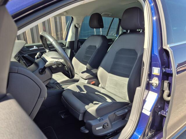 Volkswagen GOLF Variant 1.0 TSI Highline Business R DSG Automaat | BTW | Virtual | Navi | Xenon LED