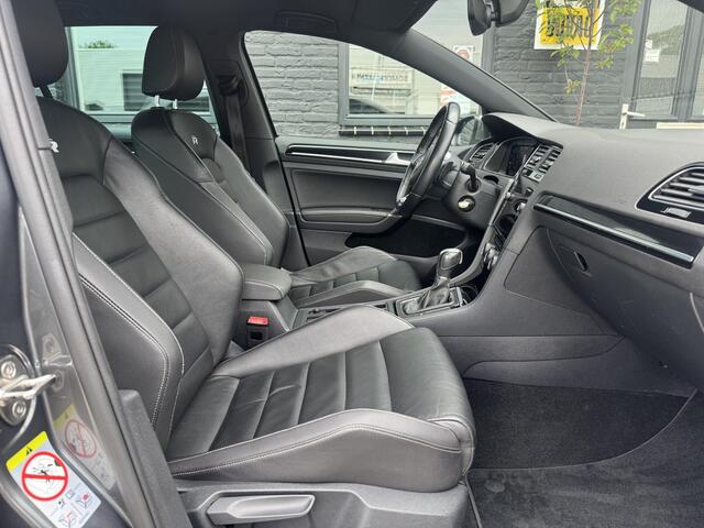 Volkswagen GOLF Variant 1.5 TSI Highline Business R Leder/Trekhaak/NL-auto/141dkm...