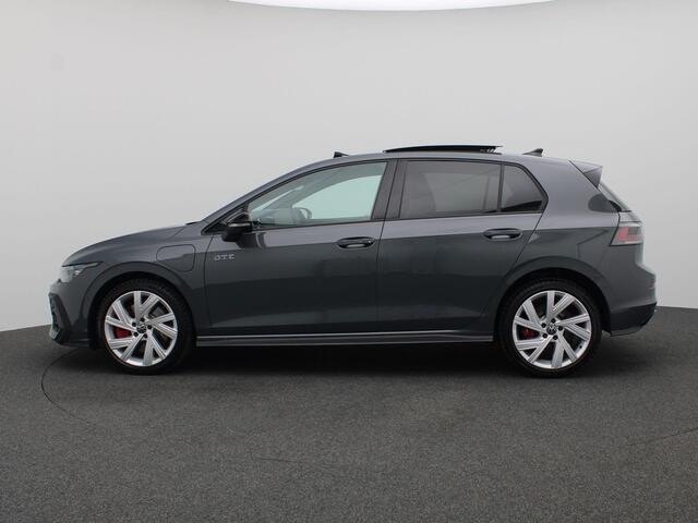 Volkswagen GOLF 1.5 eHybrid GTE 272PK DSG Panoramadak, Trekhaak, Matrix LED-Verlichting, Head-Up Display, Keyless, Side Assist, 18" LM Velgen, 360gr. Camera