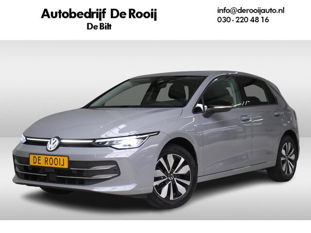 Volkswagen GOLF 1.5 TSI Goal Navigatie | 4-Seizoenen banden | Parkeersensoren | Fabrieksgarantie