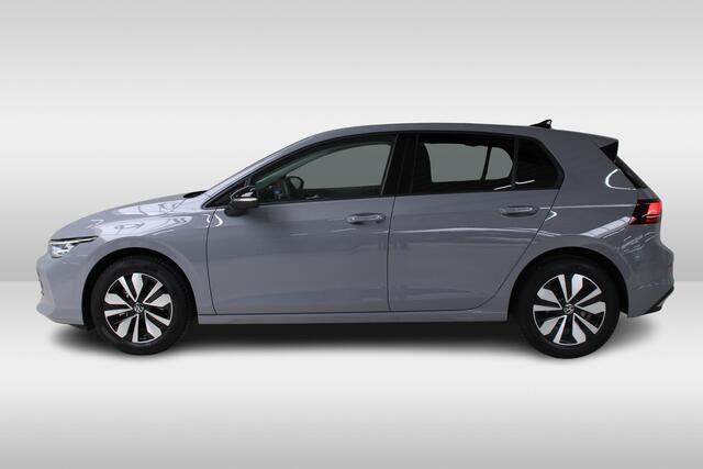 Volkswagen GOLF 1.5 TSI Goal Navigatie | 4-Seizoenen banden | Parkeersensoren | Fabrieksgarantie