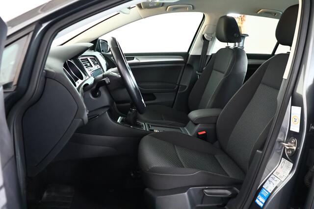 Volkswagen GOLF 1.0 TSI Trendline / Airco / LMV / 4S band