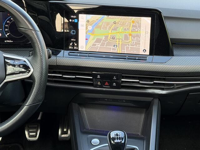 Volkswagen GOLF 1.5 eTSI R-Line Pano Navi ACC IQ Light