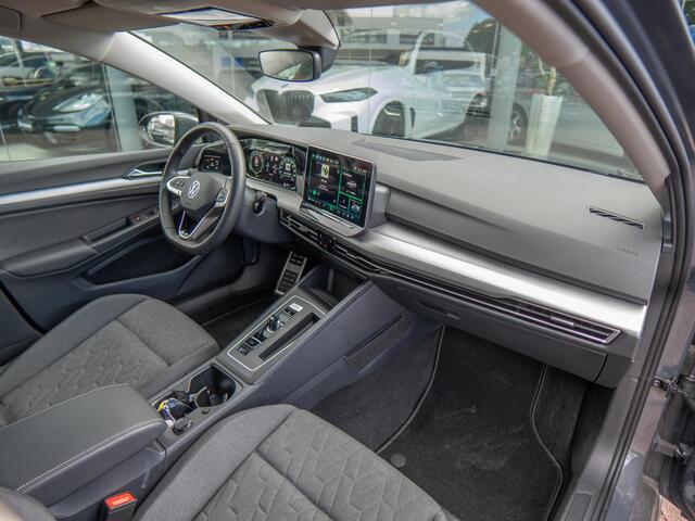 Volkswagen GOLF 1.5 eTSI Life Edition | Automaat | Ambiente | Apple Carplay & Android Auto