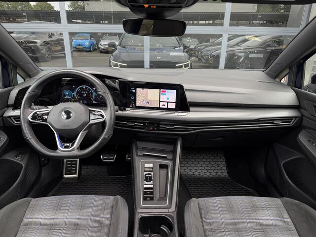 Volkswagen GOLF 1.4 eHybrid GTE 245PK | Pano | BTW-Auto