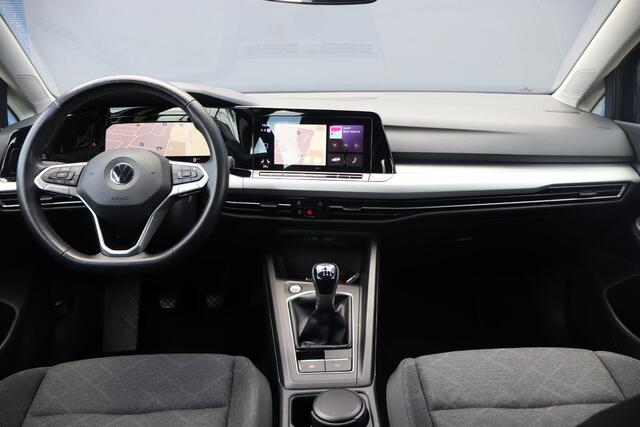 Volkswagen GOLF 1.0 TSI Life | Navigatiepakket | Stuur en stoelverwarming | Virtual cockpit