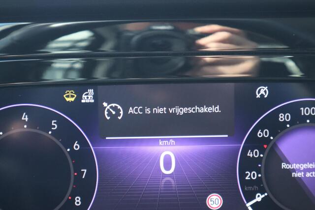 Volkswagen GOLF 1.0 TSI Life | Navigatiepakket | Stuur en stoelverwarming | Virtual cockpit