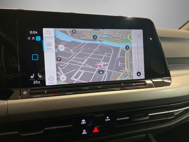 Volkswagen GOLF Variant 1.0TSI/110PK Life Business · Navigatie · Camera + Parkeersensoren · Massage functie