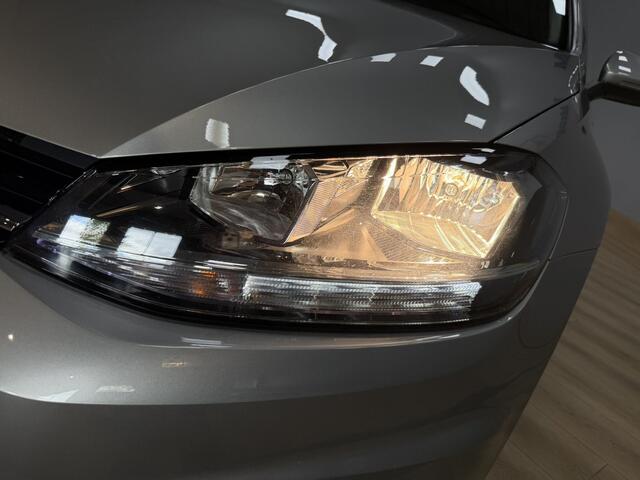 Volkswagen GOLF 1.0 TSI Highline Airco ECC | Trekhaak | Camera | Adaptive Cruise | Virtual | Apple Carplay | Isofix | NAP