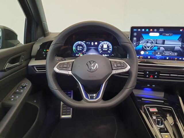 Volkswagen GOLF 1.5 eHybrid 272pk DSG/AUT GTE Leder, Pano, Wegklapbare trekhaak, Head-up