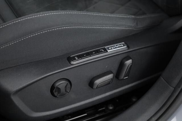 Volkswagen GOLF 1.4 eHybrid Style | Massage | Memory | Camera | Adapt. Cruise | Apple CarPlay + NAV | SOH 94% |