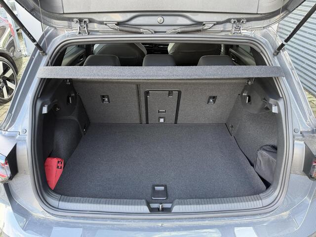 Volkswagen GOLF 1.5 eHybrid GTE | Fabrieksgarantie | Panoramadak | Trekhaak | Stoelverwarming + verkoeling | Memory stoelen | HUD | Apple Carplay/Android Auto |