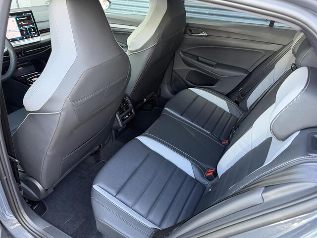 Volkswagen GOLF 1.5 eHybrid GTE | Fabrieksgarantie | Panoramadak | Trekhaak | Stoelverwarming + verkoeling | Memory stoelen | HUD | Apple Carplay/Android Auto |