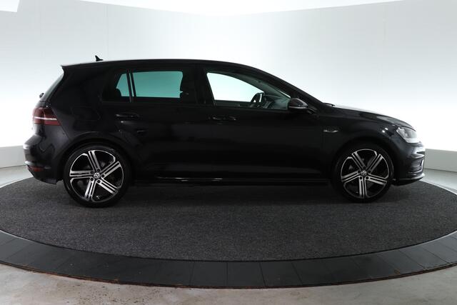 Volkswagen GOLF 1.4 TSI ACT Business Edition R Connected | TREKHAAK | CRUISE | CLIMA |