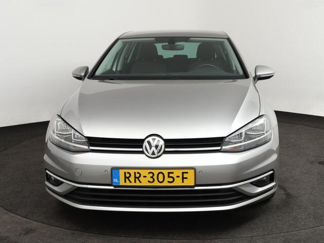 Volkswagen GOLF 1.0 TSI Comfortline Business | CarPlay o Camera o Climate o NAP