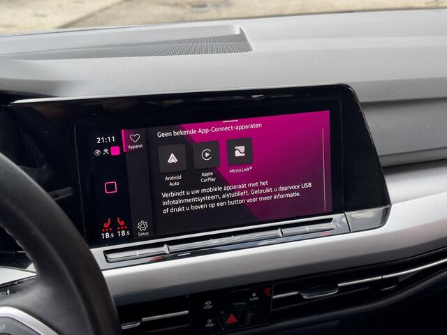 Volkswagen GOLF 1.0 TSI LIFE NAVI DIGI-DASH APPLE-CARPLAY LED LMV PDC