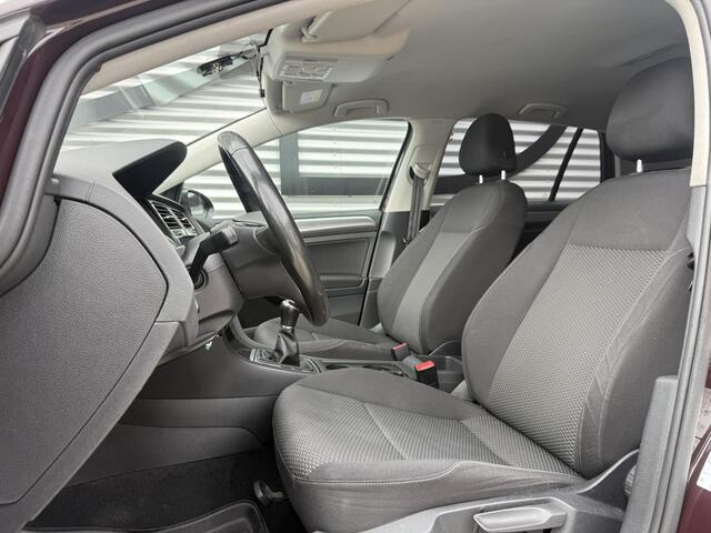 Volkswagen GOLF 1.0 TSI Trendline Navi|Clima|Cruise|Carplay|PDC V+A|N.A.P|APK tot 10-2026