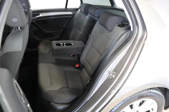 Volkswagen GOLF 1.0 TSI Comfortline | Apple Carplay | Cruise | PDC | NL auto