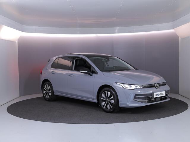 Volkswagen GOLF 1.5 eTSI Life Edition GOAL 116 pk Automaat (DSG) | Verlengde garantie | Navigatie | Panoramadak | Parkeersensoren | Autom. airco (3 zones) | Stoelverwarming |