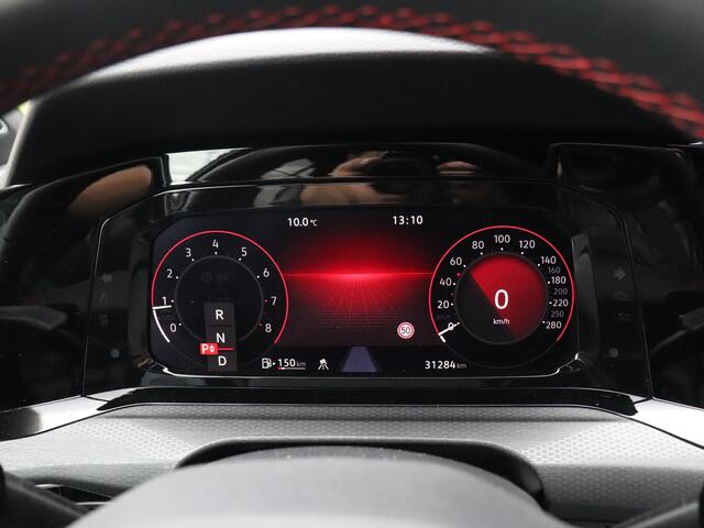 Volkswagen GOLF 2.0 TSI GTI FABR GARANTIE T/M 01-11-2027 | MEMORY | LEDER | PANO-DAK | H&K | STOELVERK. | AKRAPOVIC | CAMERA | STOEL/STUURVERW. |