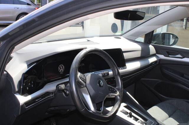 Volkswagen GOLF 1.0TSIe LIFE Business Navi ADCR Apple CarPlay Camera Trekhaak Mooi!