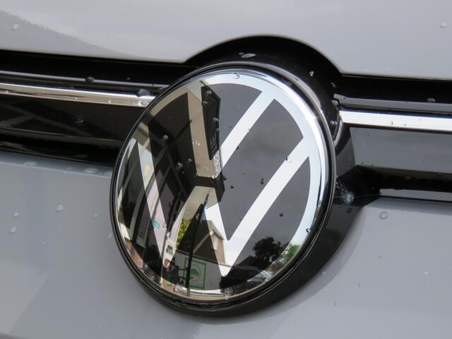 Volkswagen GOLF 1.0 eTsi LIFE BNS DSG-aut. / Stoel + stuurwielverw. / Camera / Carplay / BOVAG garantie