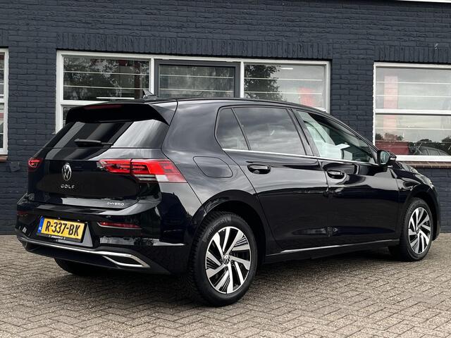 Volkswagen GOLF 1.4 eHybrid Style ACC, Stoel/Stuurverwarming, Memory, Massage, Camera,