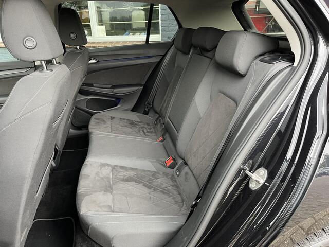 Volkswagen GOLF 1.4 eHybrid Style ACC, Stoel/Stuurverwarming, Memory, Massage, Camera,