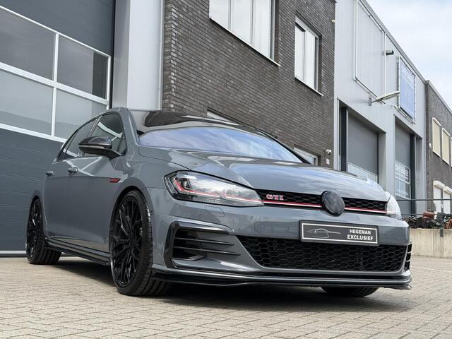 Volkswagen GOLF 2.0 TSI GTI TCR | AKRA | DCC | Camera | Z-PERFORMANCE | R600 | Keyless | Side Assist | CarPlay | ACC