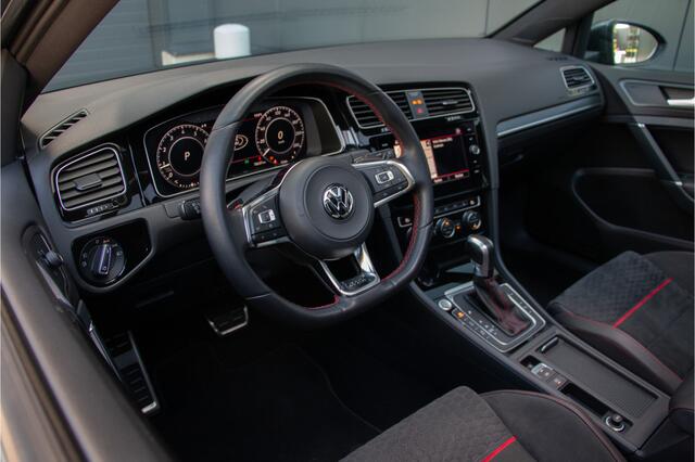 Volkswagen GOLF 2.0 TSI GTI Performance 245PK | Panoramadak | AdaptieveCruiseControl | Alcantara | Keyless | Camera | Virtual Cockpit | Hexagon