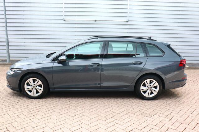 Volkswagen GOLF Variant 1.0 eTSI Life O.a: PDC, ACC, Clima, Carplay, Navi, DAB, LED, Etc. All-in prijs!