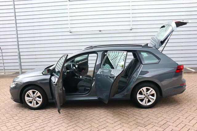 Volkswagen GOLF Variant 1.0 eTSI Life O.a: PDC, ACC, Clima, Carplay, Navi, DAB, LED, Etc. All-in prijs!