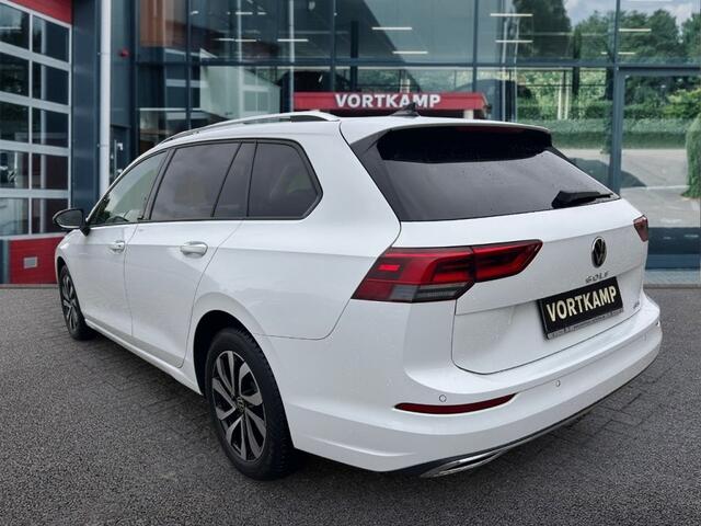 Volkswagen GOLF 1.0 eTSI DSG LIFE ACC/CLIMA/NAVI/CARPLAY/STOEL+STUURVERW