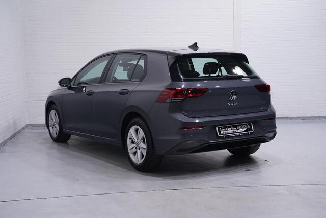 Volkswagen GOLF 1.0 eTSI Life Business Carplay Achteruitrijcamera ACC Navi Massagestoel 1e Eigenaar NAP