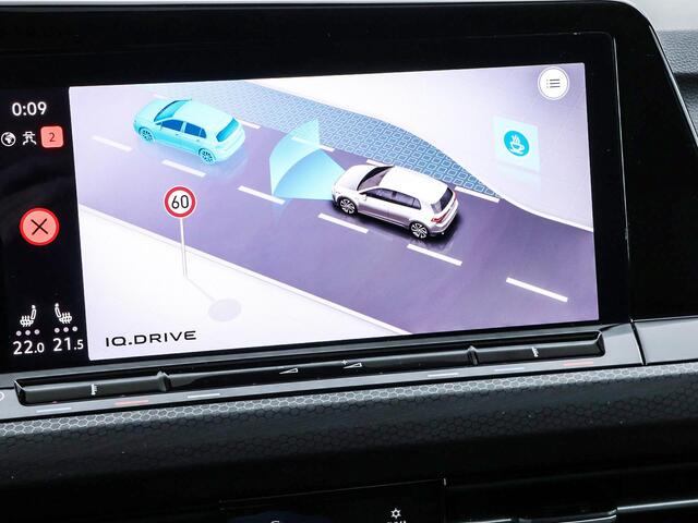 Volkswagen GOLF 2.0 TSI 245pk DSG GTI · Panoramadak · Camera · Stuur- & Stoelverwarming · Apple/Android Car Play · Sfeerverlichting · ACC ·