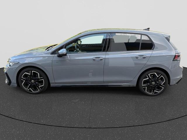Volkswagen GOLF 1.5 eTSI R-Line Edition | NL-Auto | Automaat | Navigatie | 360 Graden Camera | Climate Controle | Stuurwiel en Stoel Verwarming | LED-Koplampen | LM-velgen |