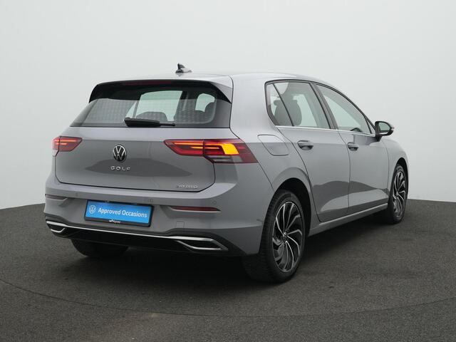 Volkswagen GOLF 1.4 eHybrid 204 pk Style | Geheugen-/massagestoel | Achteruitrijcamera | Stuur-/stoelverwarming | Adaptive Cruise | Keyless Entry