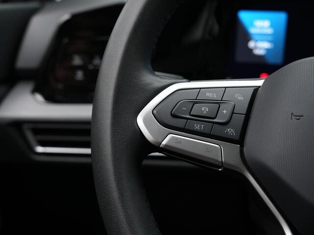 Volkswagen GOLF 1.5 eTSI 130 pk DSG Style | Geheugen-/massagestoel | Adaptive Cruise | Parkeersensoren voor/achter | Carplay