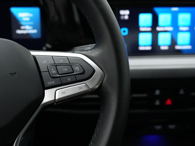 Volkswagen GOLF 1.5 eTSI 130 pk DSG Style | Geheugen-/massagestoel | Adaptive Cruise | Parkeersensoren voor/achter | Carplay