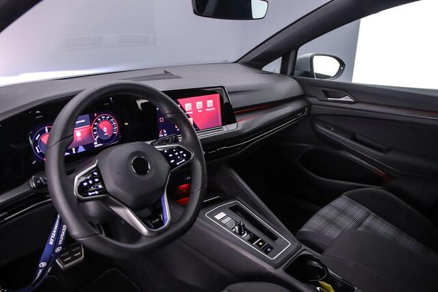 Volkswagen GOLF GTE 1.4 TSI eHybrid 245pk DSG Automaat Adaptive cruise control, Navigatie, Parkeersensoren, LED koplampen, Stuurwiel verwarmd