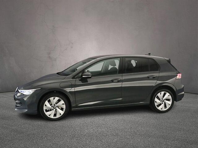 Volkswagen GOLF Life Edition 1.5 TSI eHybrid 204pk DSG Automaat Adaptive cruise control, LED matrix koplampen, Achteruitrijcamera, App connect, Stuurwiel verwarmd