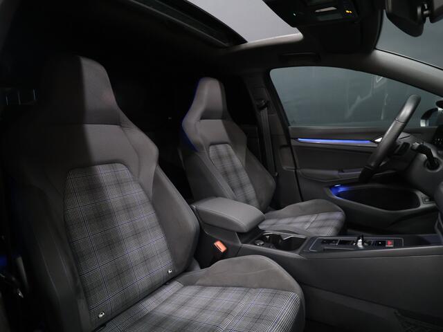 Volkswagen GOLF 1.4 eHybrid GTE [SCHUIFKANTELDAK, APPLE CARPLAY, ANDROID, PDC, CRUISE, STOEL/STUURVERWARMING, DIGITAL DASH, NAVIGATIE, NIEUWSTAAT]
