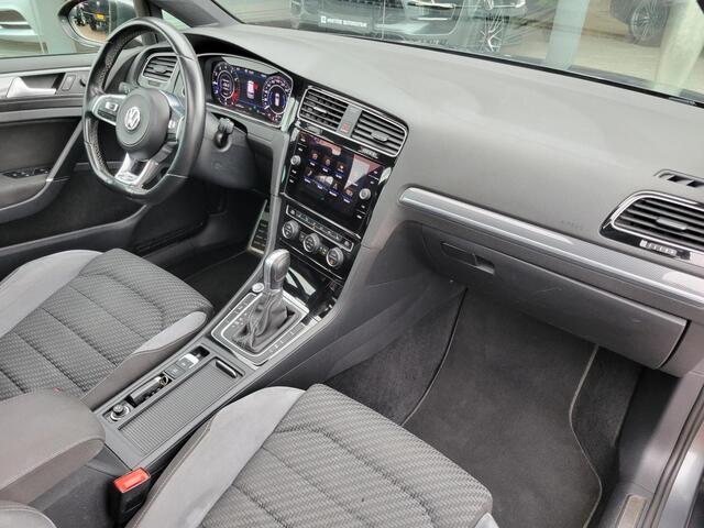 Volkswagen GOLF Variant 1.5 TSI Highline Business R | Pano | 3x R-line | Camera